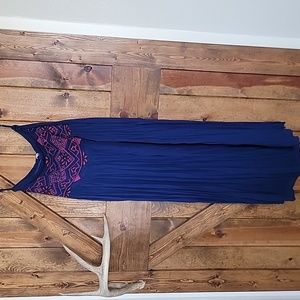 Skirt with aztec detail